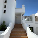 Surf And House 코라레호