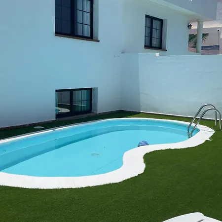 Penzion Surf And House *